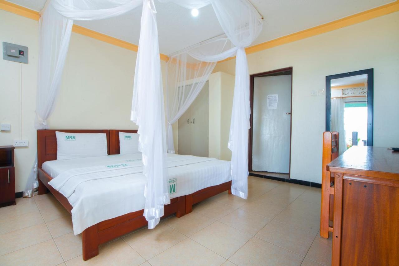 Mirembe Resort Beach Hotel Ssese Kalangala Exterior photo